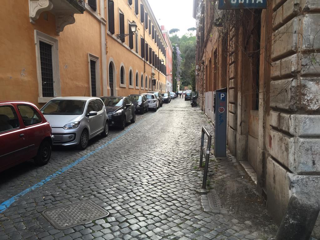 Riari Trastevere Apartment Roma Esterno foto